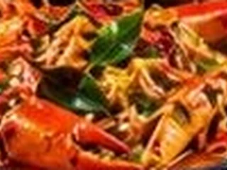 Crab Curry with Toasted Bread